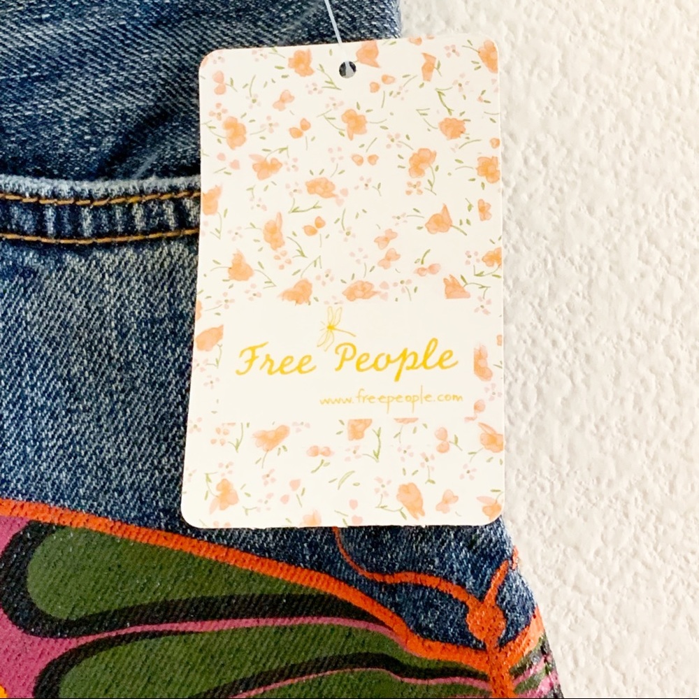 Free People Embroidered Shorts w/ Frayed Hem SZ 30 - Picture 5 of 12
